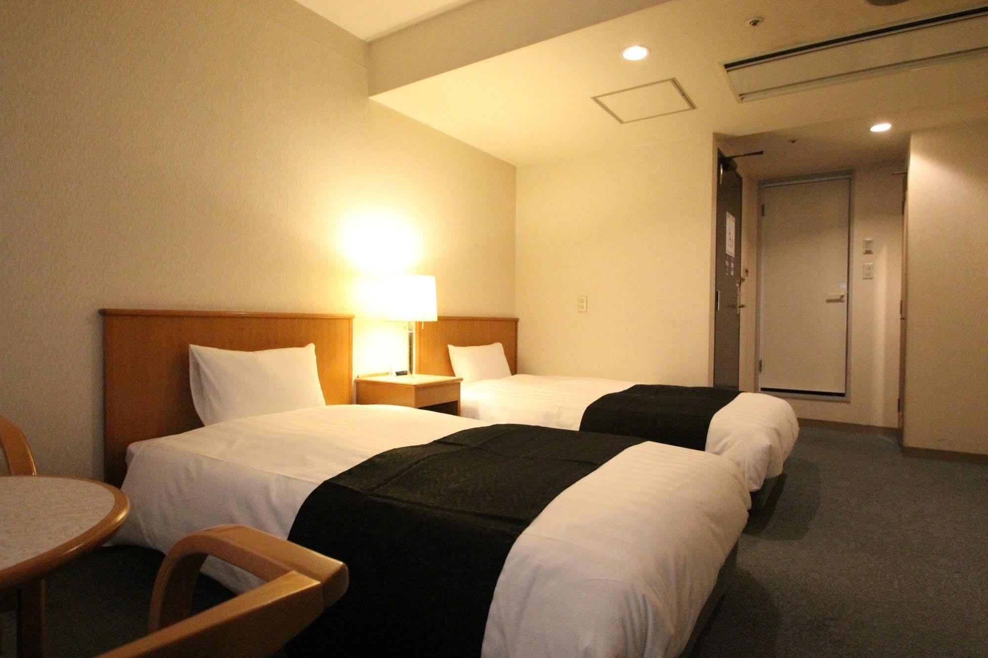 فندق يوكوهامَفي  فندق إيه بي إيه يوكوهاما تسورومي المظهر الخارجي الصورة